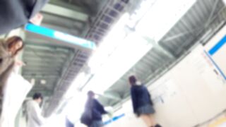 fhd-顔モザなし-青のチェック柄スカートとミニスカjkの最強コラボ-jk２人組の白pダブルパンチラ voyeur jp 01-150526