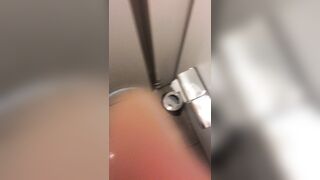 某モデルさんのふんばりいきみうんこ voyeur jp 180526 02