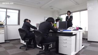 JUFD-993 Arrogant female president exposes her butt cheeks and apol... Reducing Mosaic JAV