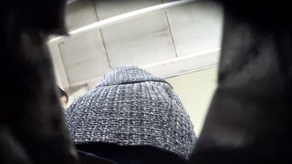 パンチラ小人目線 pa to211 電車編 voyeur jp 01