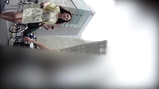新フルhd高画質パンチラ逆さ撮り157 多人数オムニバスプレミアム voyeur jp