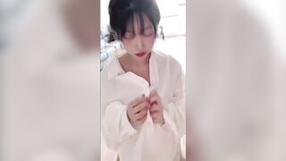 소시지 물고 유디~ 살찐다!! korean porn vip