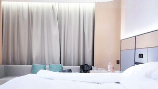 ホワイトカラーのパートタイムネットセレブ - 対照的な女の子 - 無邪気で魅惑的な大きな瞳のかわいい女の子（3部作） china 2